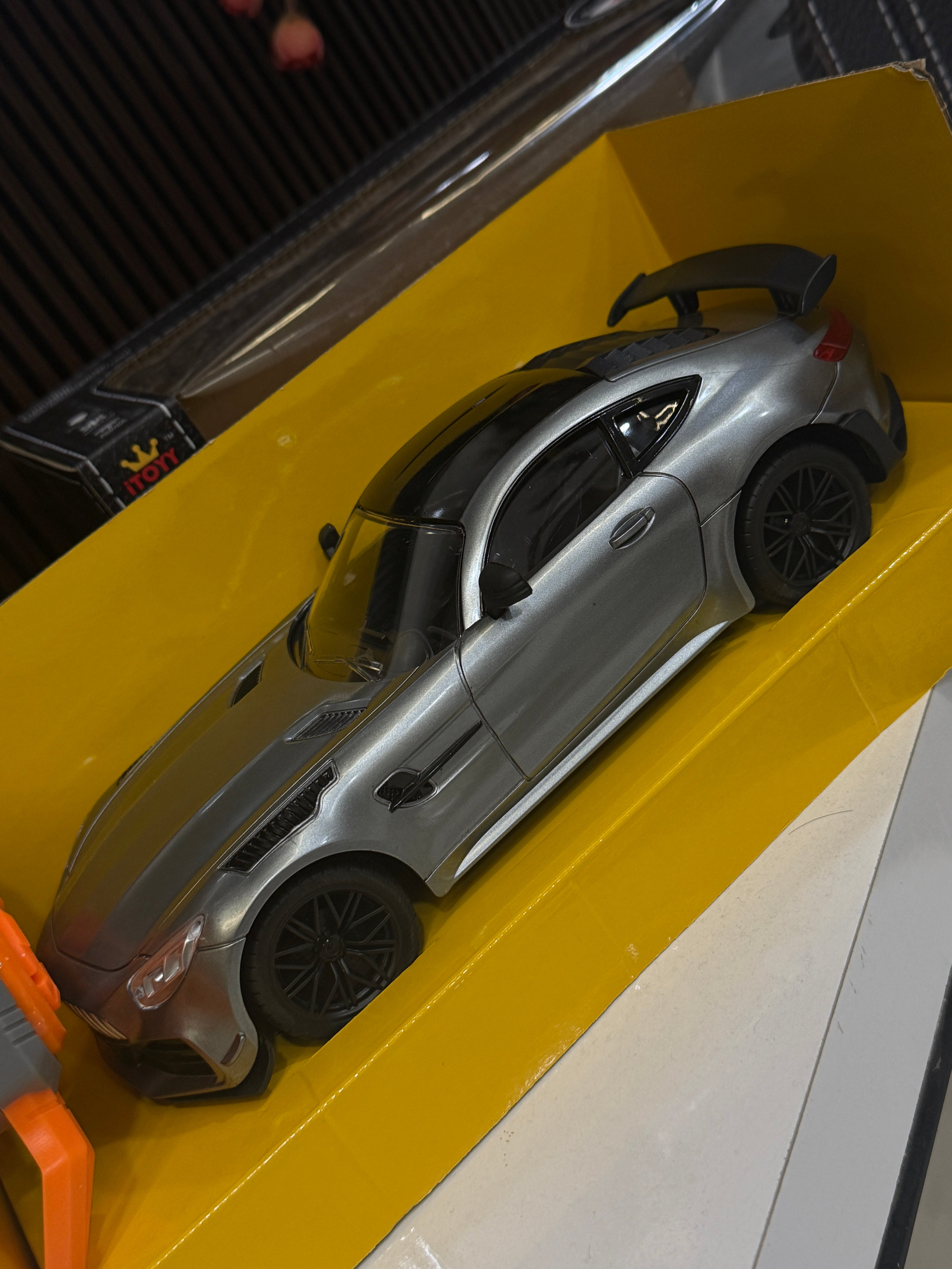 Mercedes AMG Remote Control Car 1:16 Scale