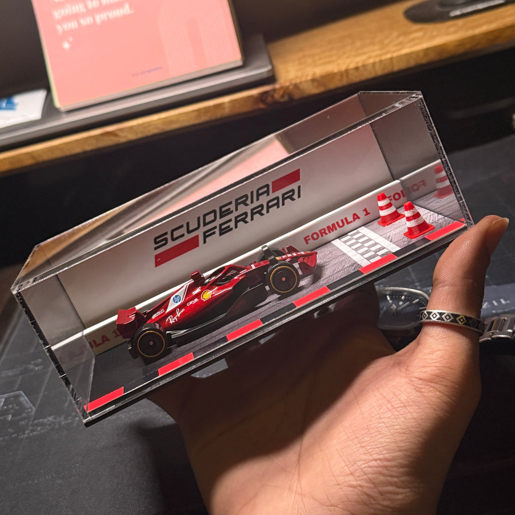 Ferrari F1 Acrylic Diorama Showpiece