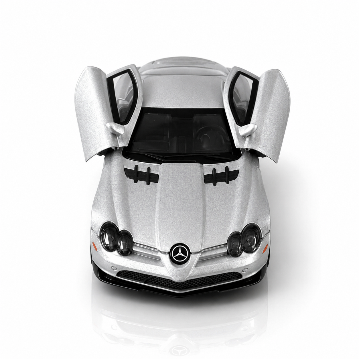 Mercedes Benz SLR 1:32 Scale Diecast Model