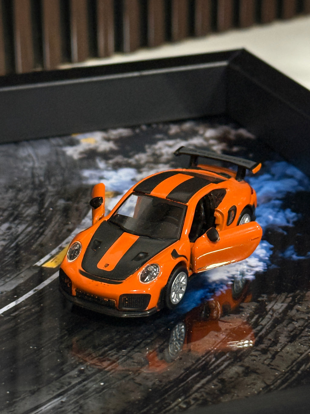 Porsche 911 gt2 Rs 3D Frame (Orange)