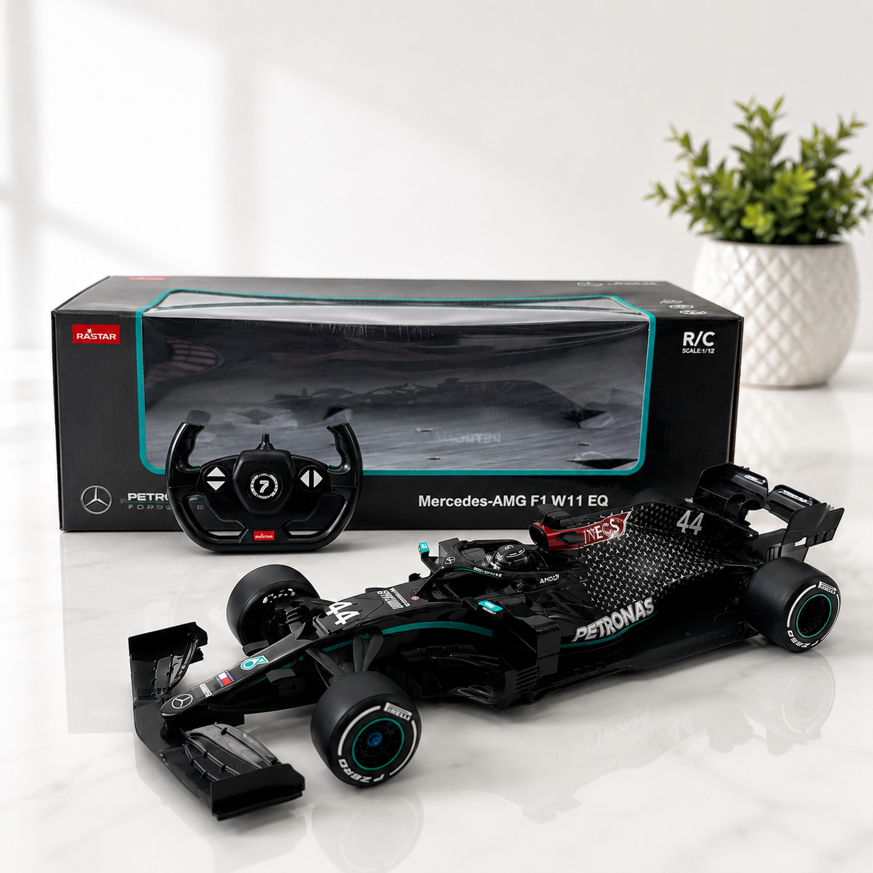 Mercedes AMG F1 W11 1:12 scale RC car Rastar Brand