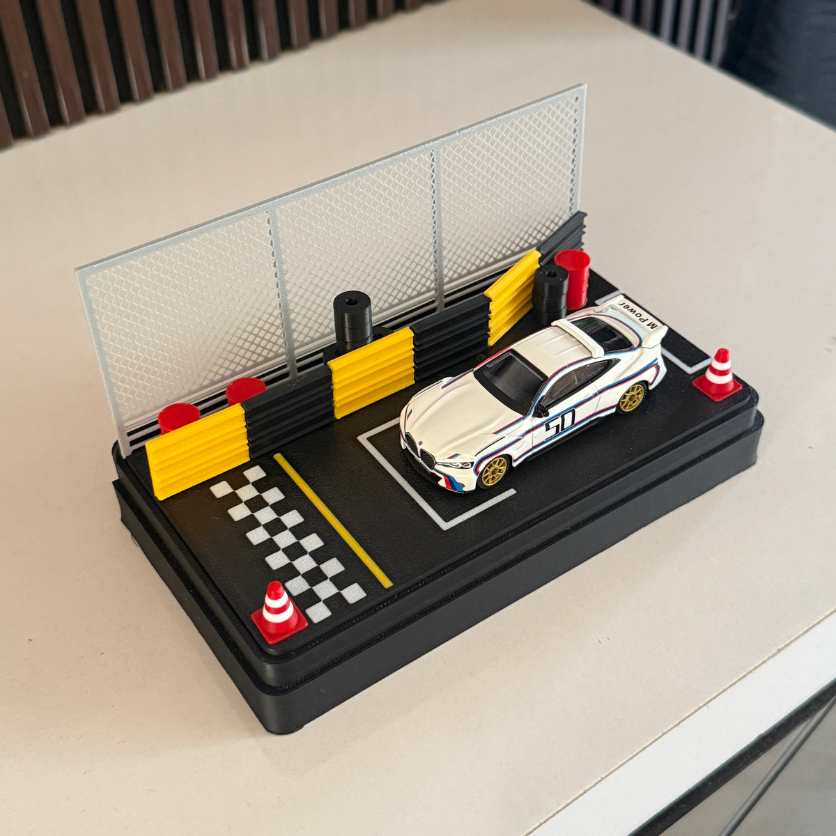 Car Diorama Display for 1:64 Scale Model