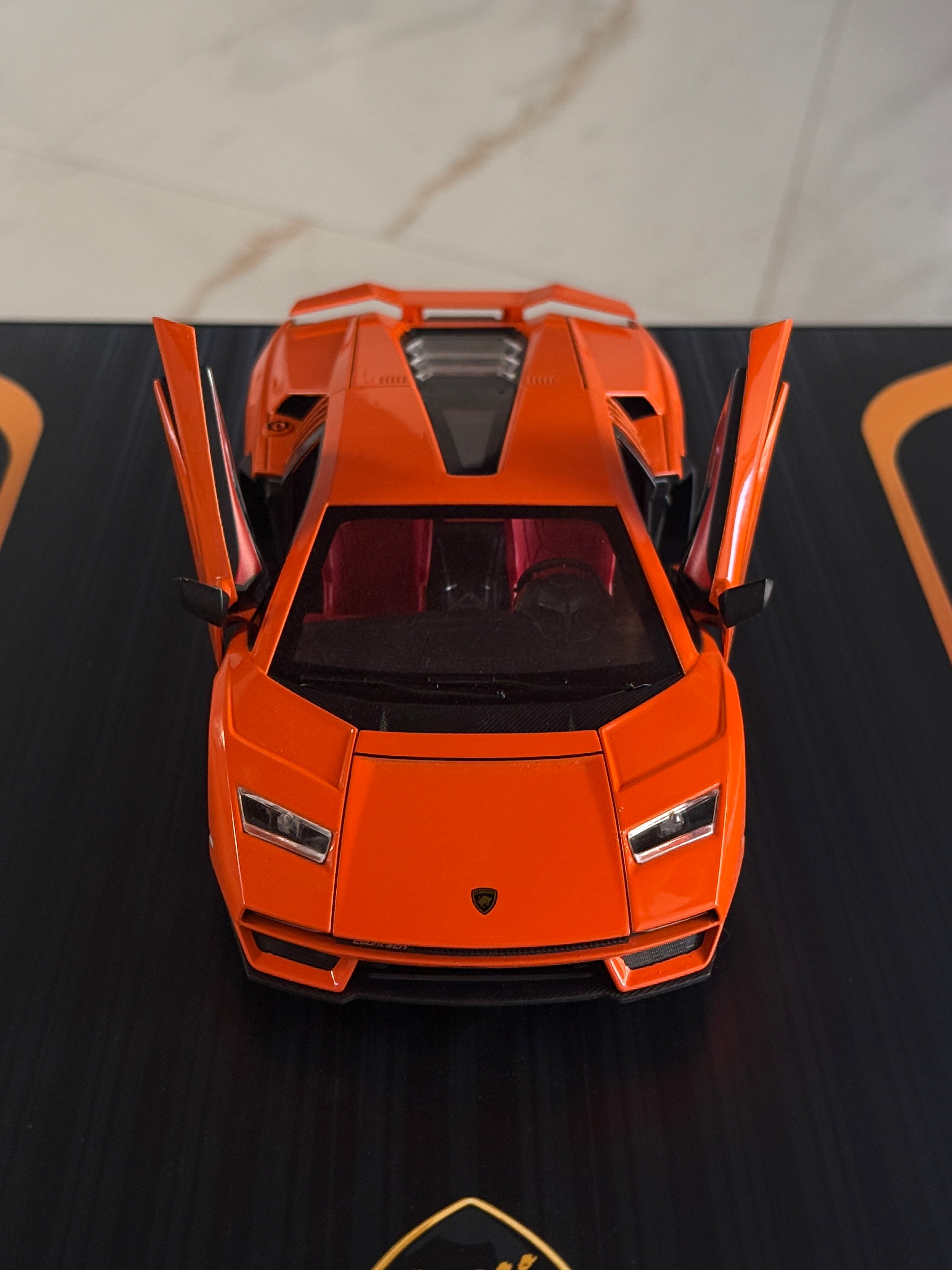 Lamborghini Countach LPI 800-4 Premium Artpiece
