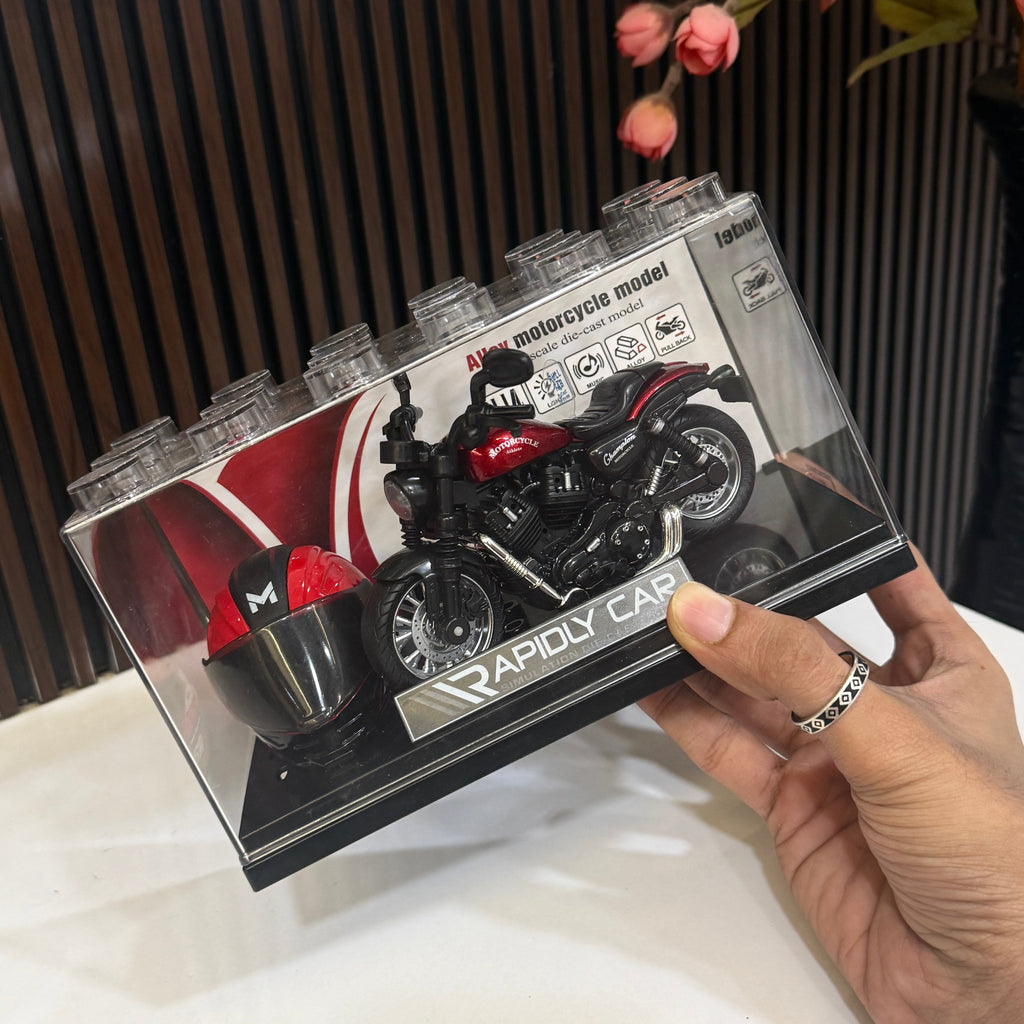 Harley Davidson 1:14 Scale model with helmet