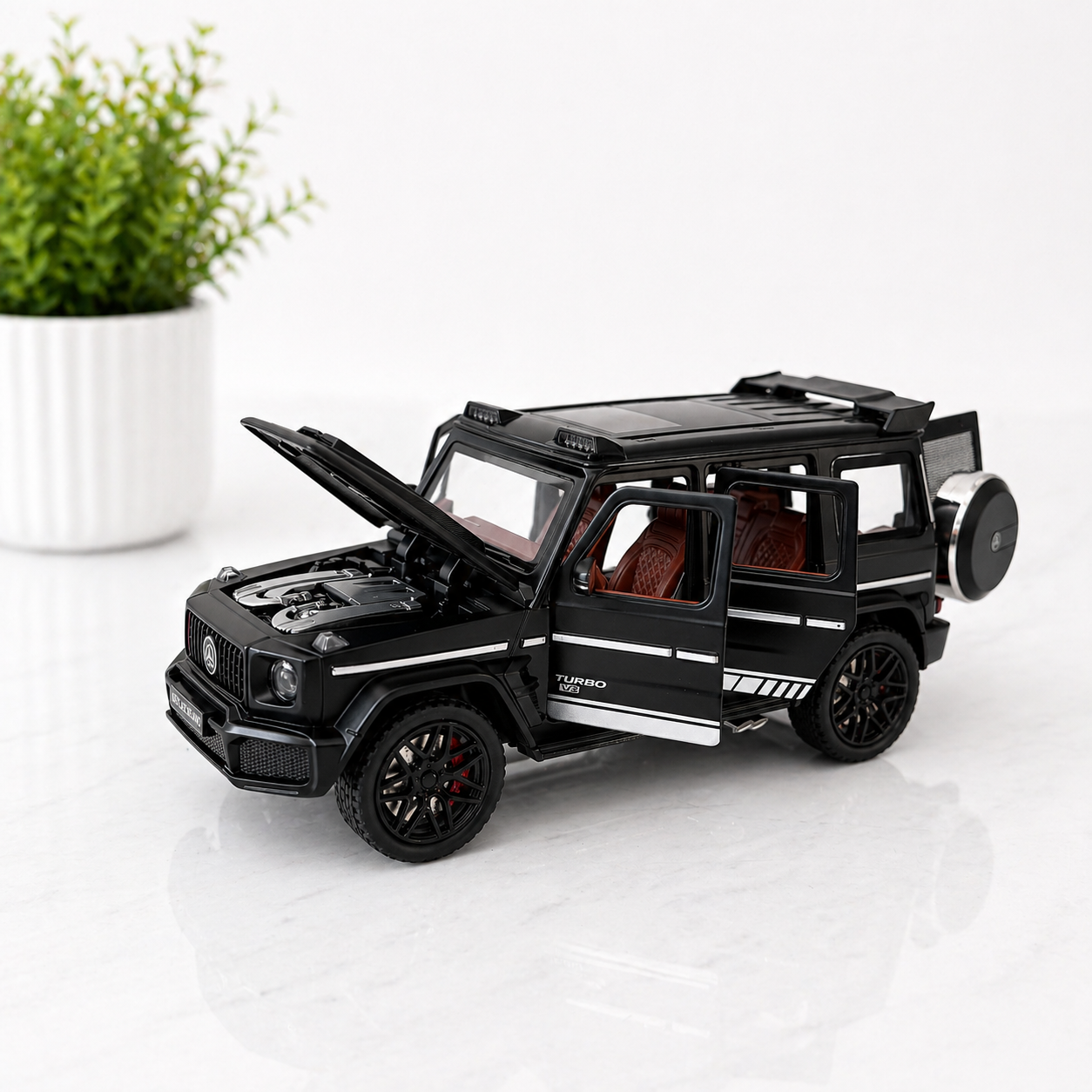 Mercedes G-wagon 1:24 scale model