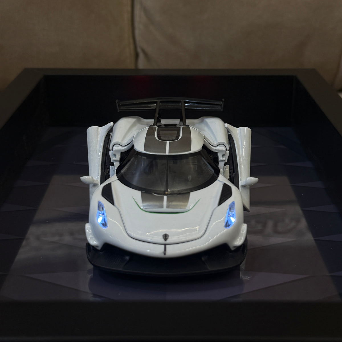 Koenigsegg Jesko Artpiece