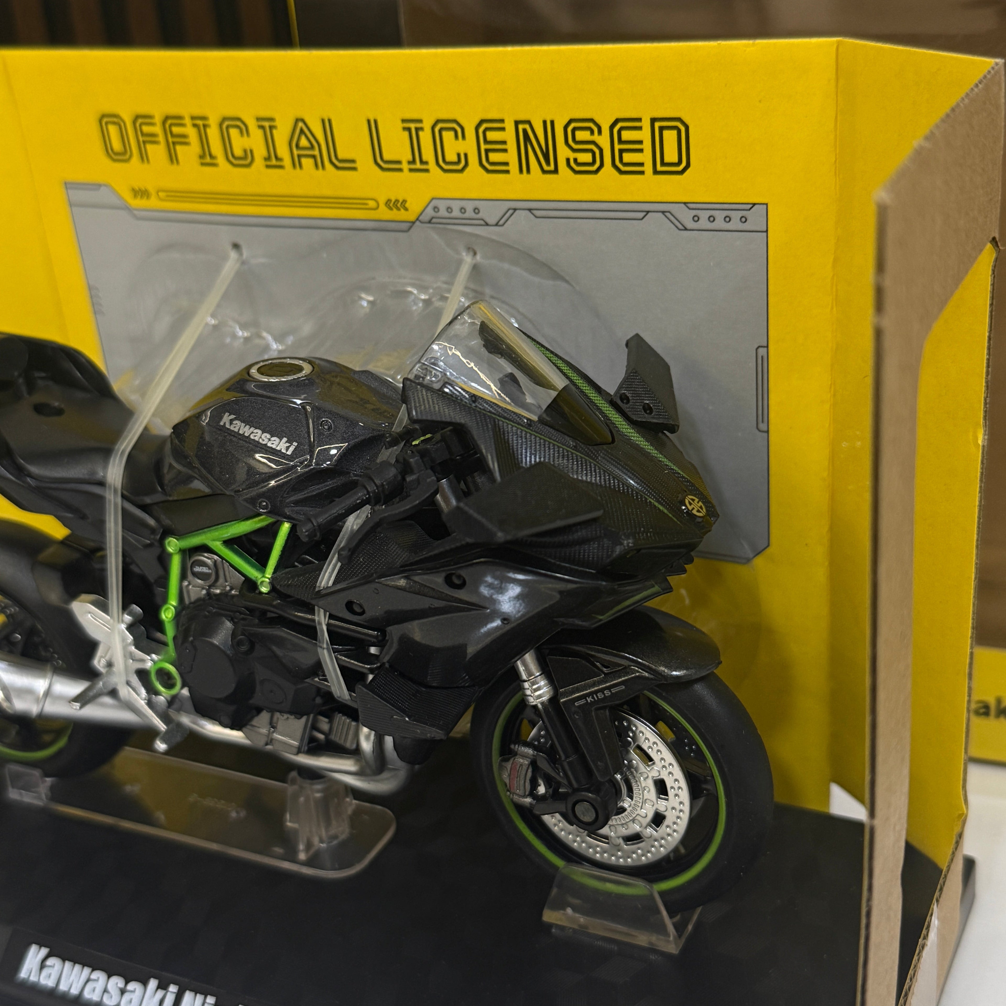Kawasaki Ninja H2R 1:14 Scale Model