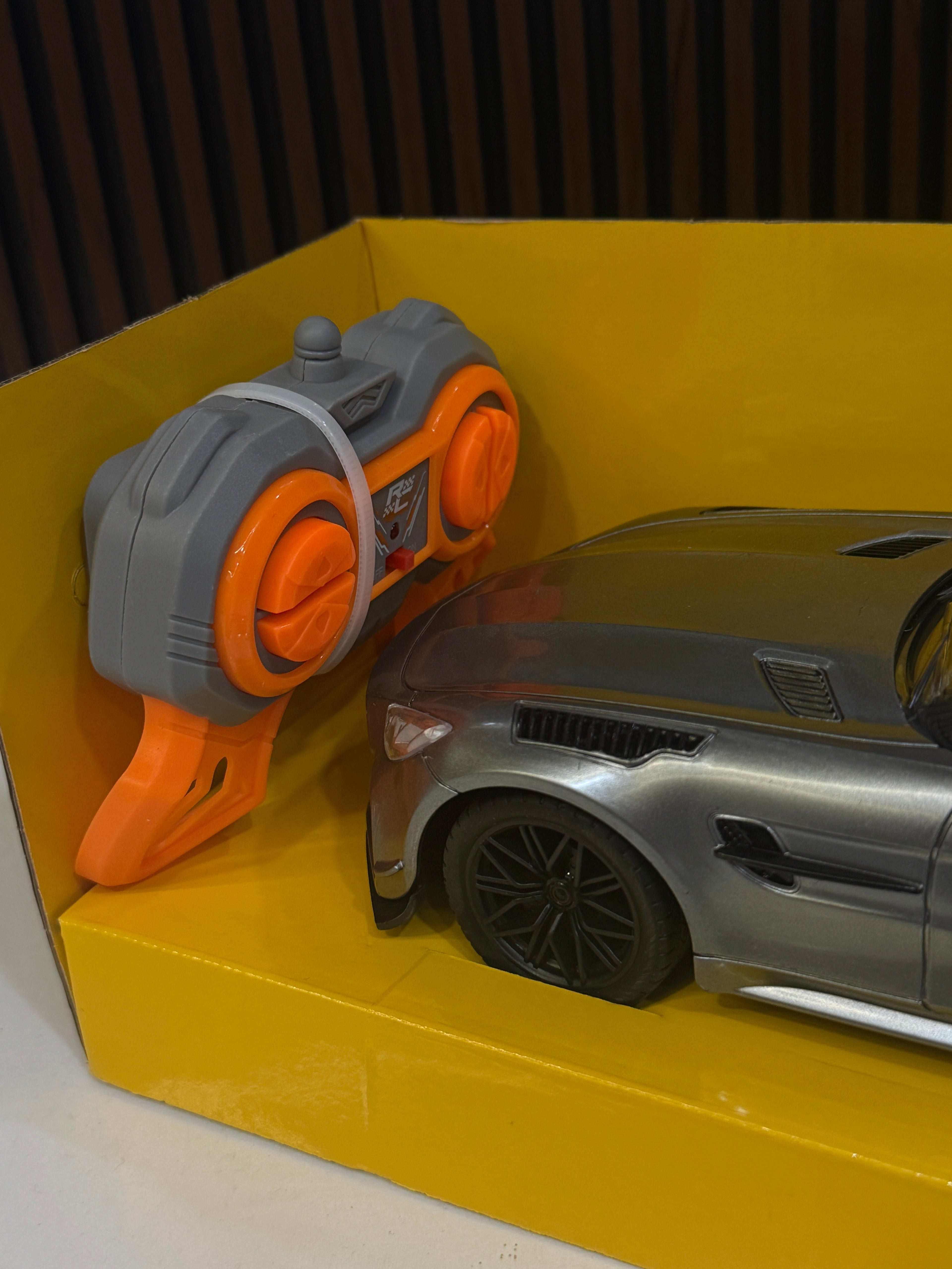 Mercedes AMG Remote Control Car 1:16 Scale