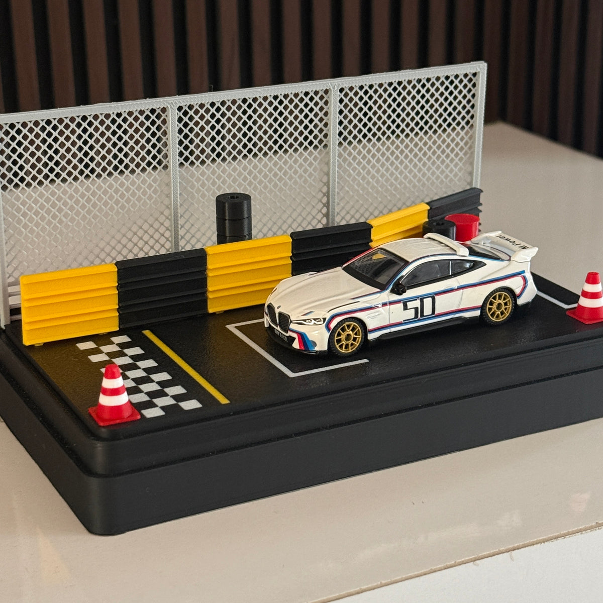 Car Diorama Display for 1:64 Scale Model