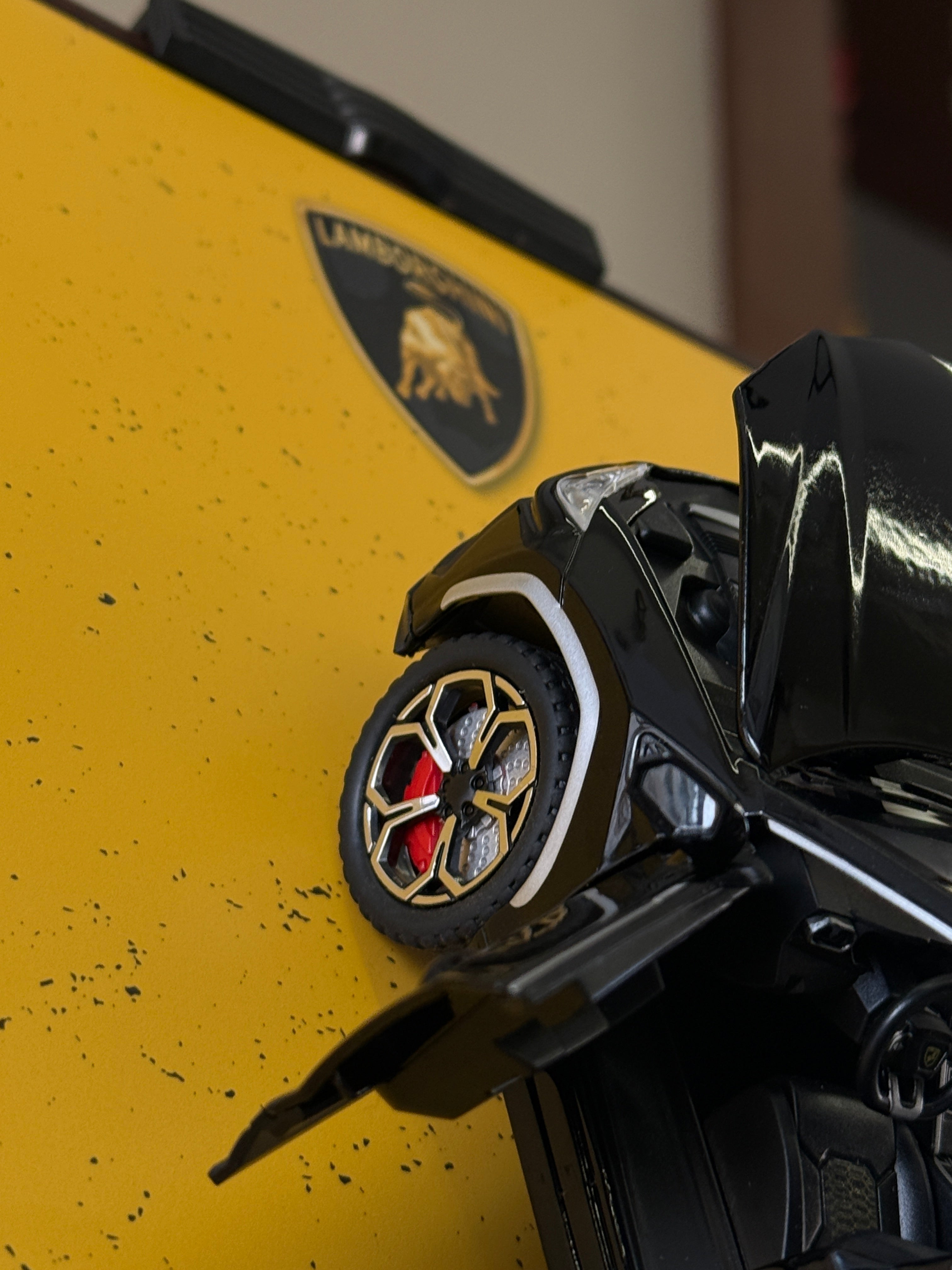 Lamborghini Urus Premium Artpiece