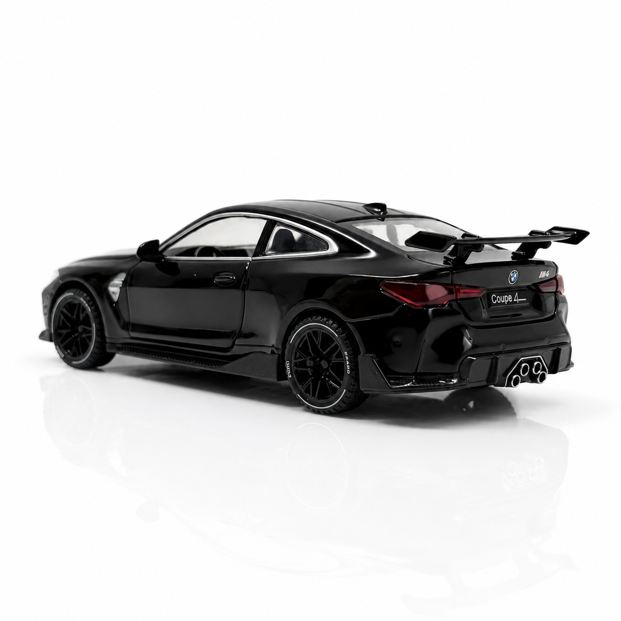 Bmw m4 1:32 Scale Model