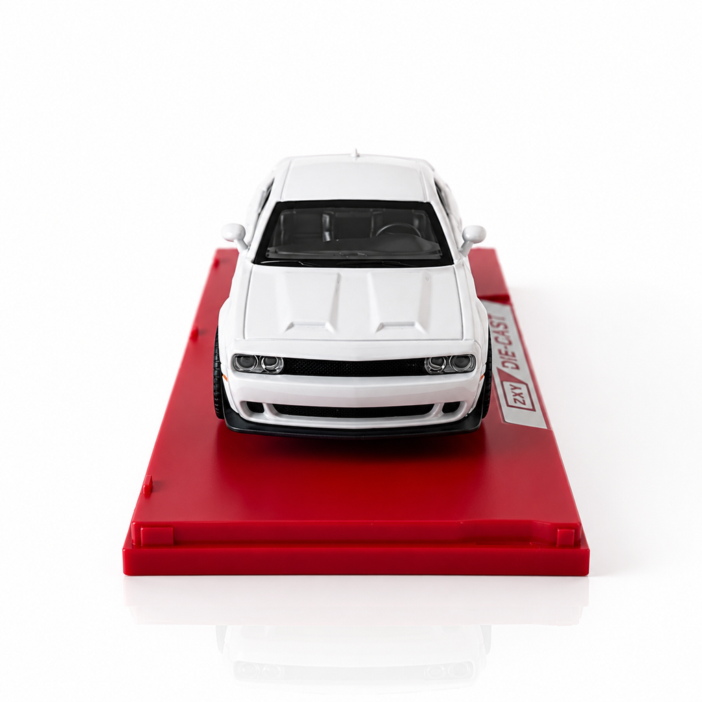 Dodge Challenger SRT Hellcat 1:32 Scale Model