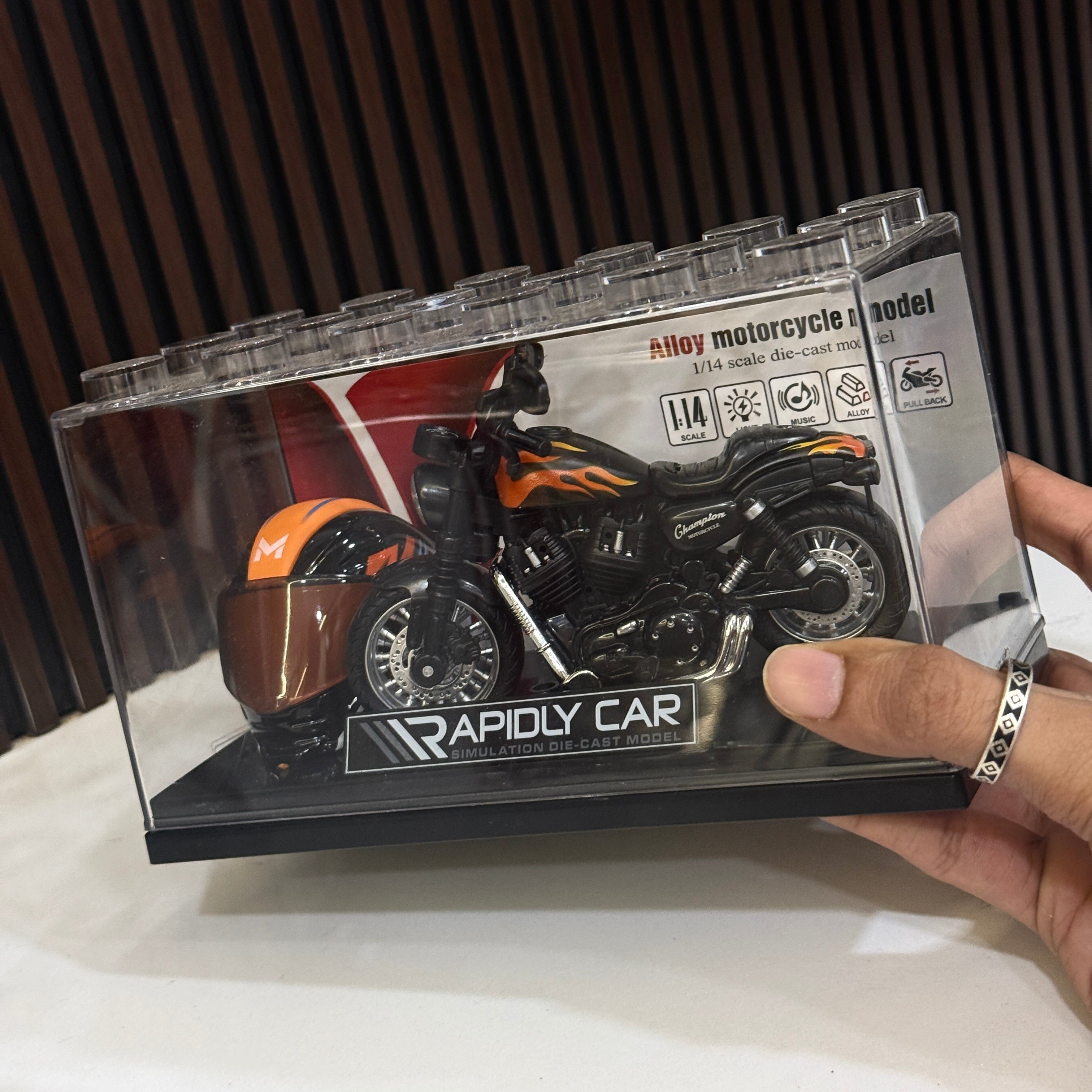 Harley Davidson 1:14 Scale model with helmet