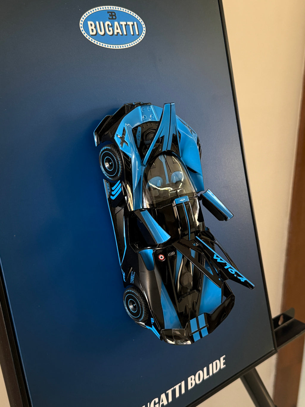 Bugatti Bolide Premium Artpiece
