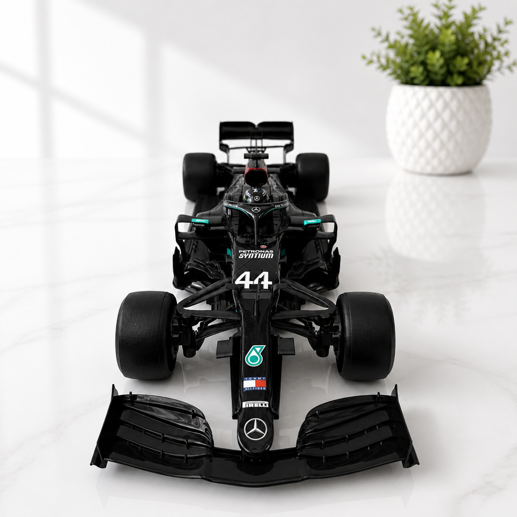 Mercedes AMG F1 W11 1:12 scale RC car Rastar Brand