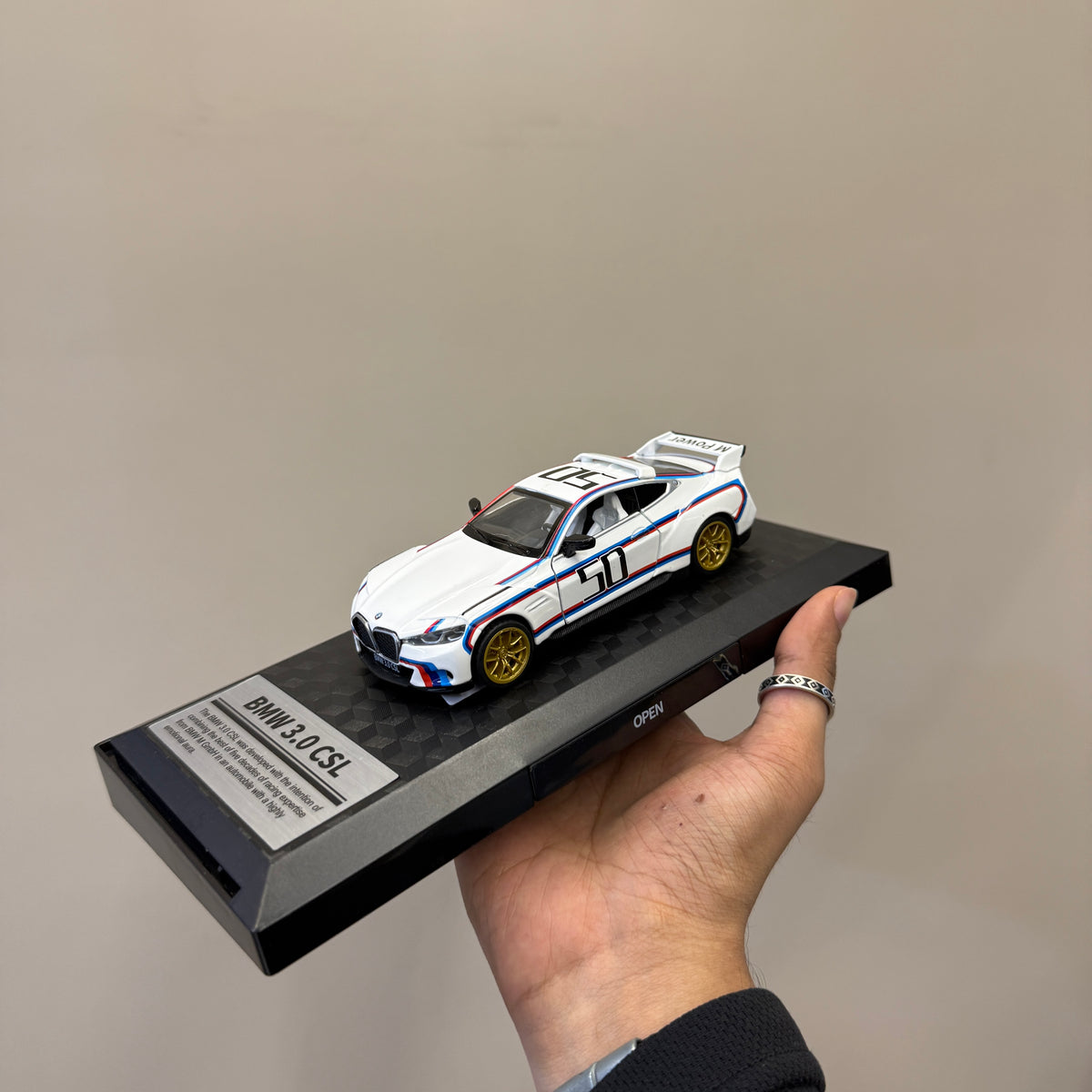 BMW 3.0 CSL 1:34 Scale CCA model