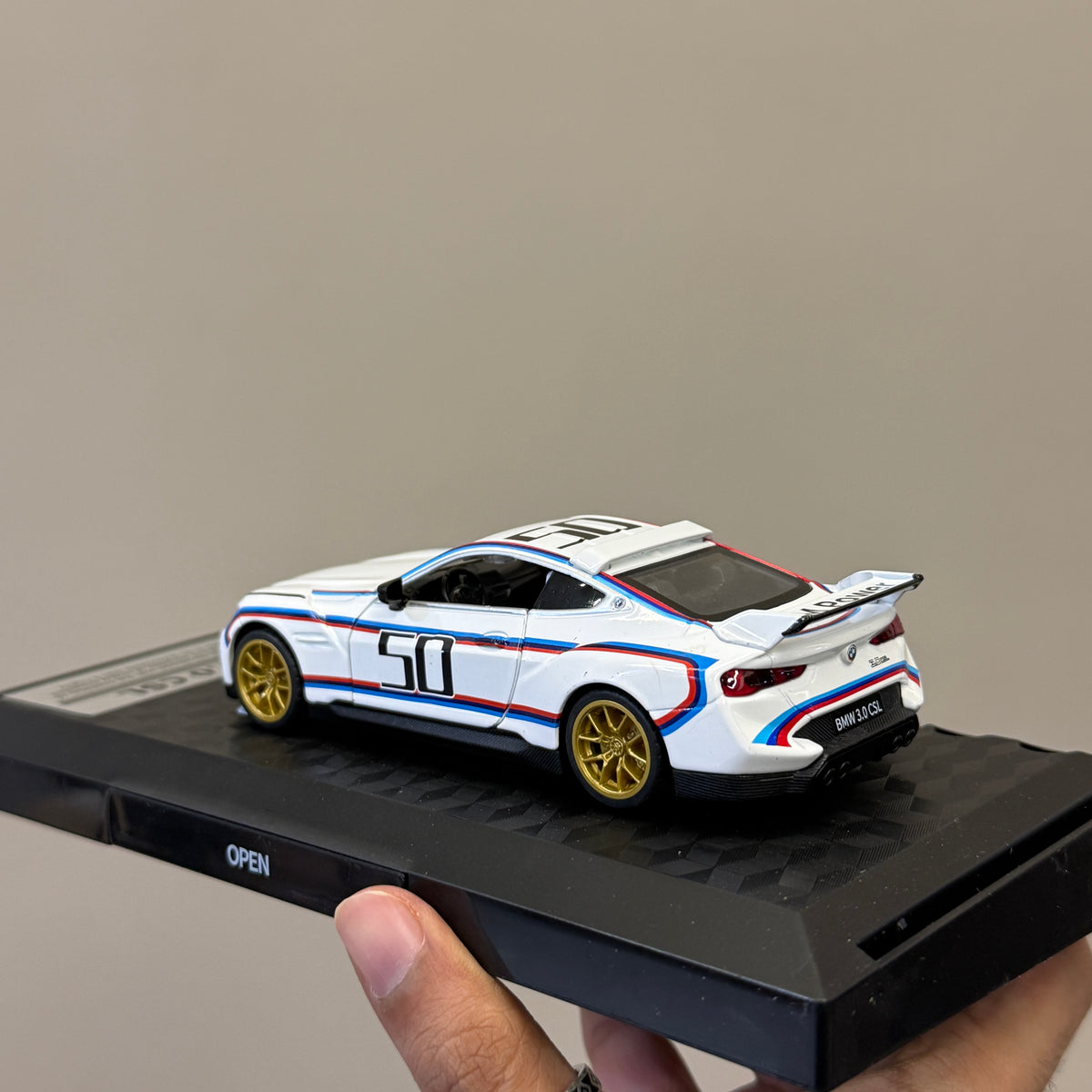 BMW 3.0 CSL 1:34 Scale CCA model