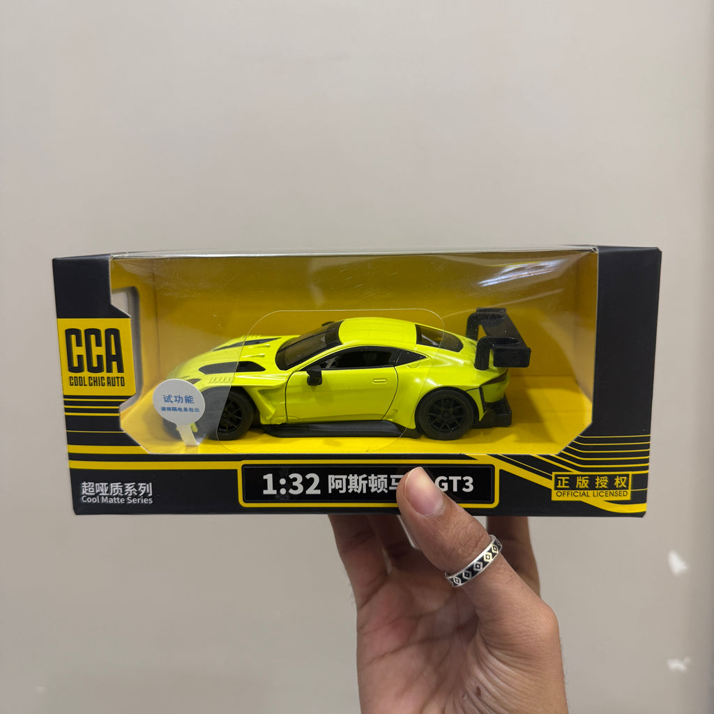 Aston Martin GT3 1:32 Scale Cca Model