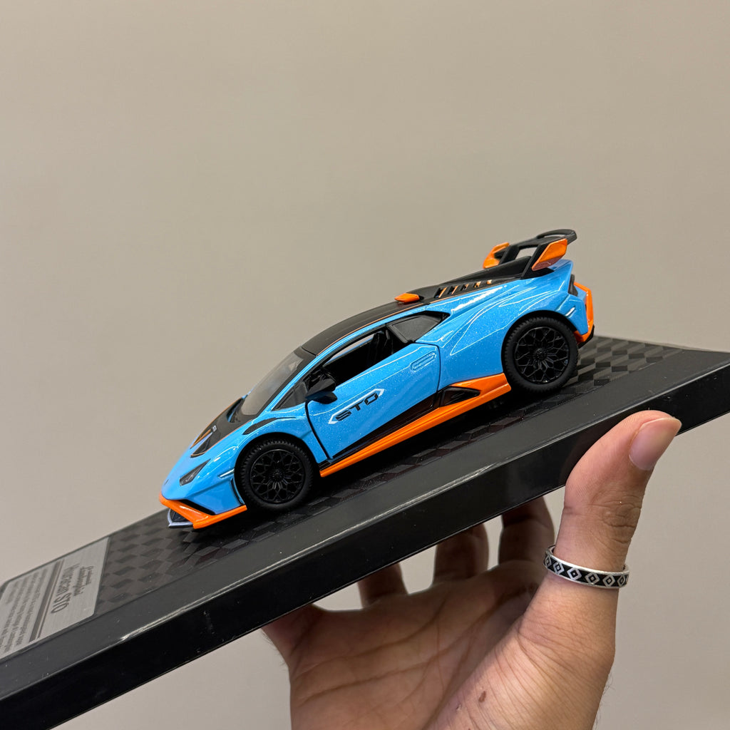 Lamborghini Huracan STO 1:32 scale CCA model