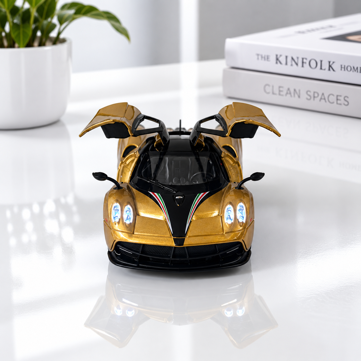 Pagani Huayra 1:35 Scale diecast Model