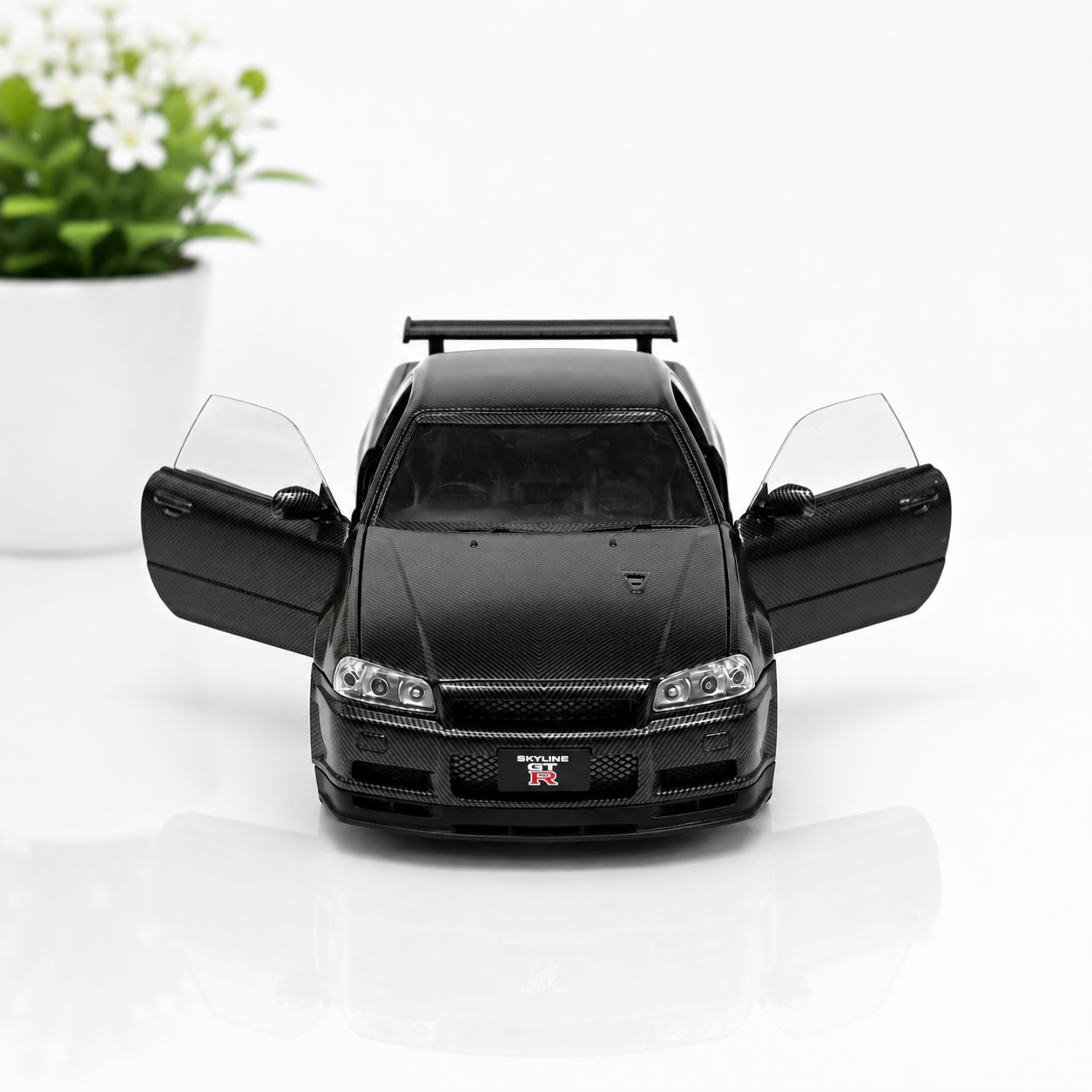 Nissan GTR-R34 fully carbon fibre spec 1:24 Scale Model