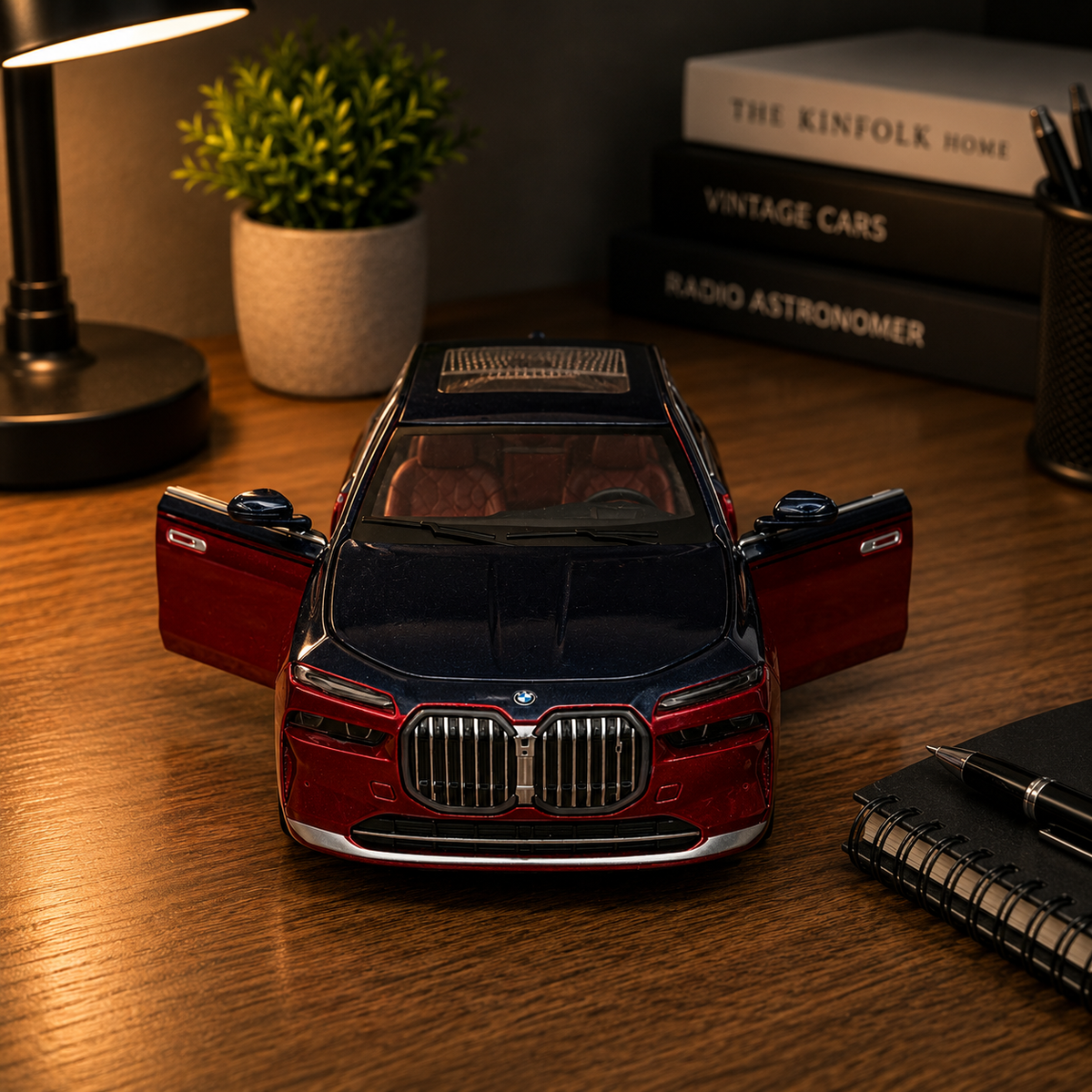 BMW i7 1:24 Scale CCA Model